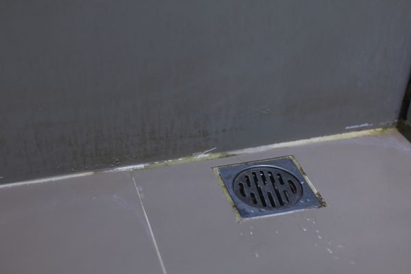 Bathroom Drain Installation in Lenoir City